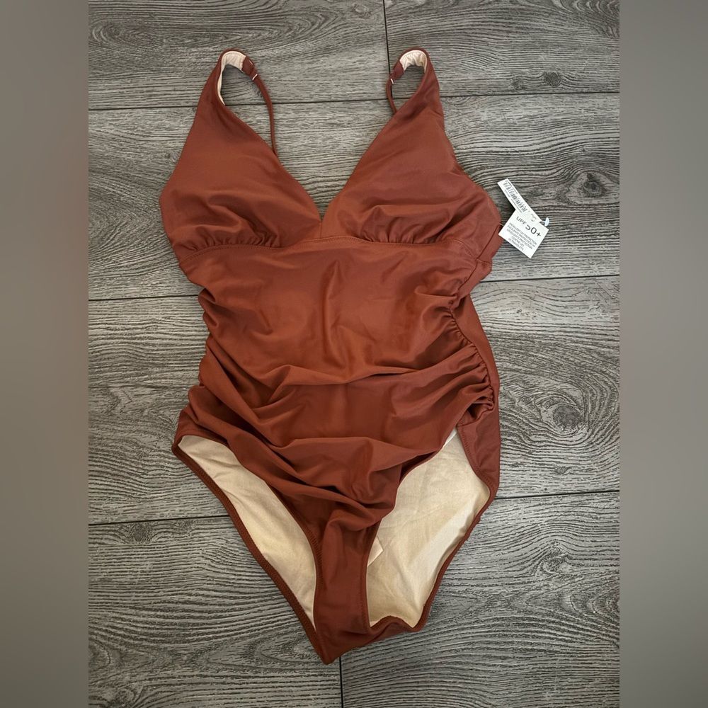 Amazon essentials woman’s 1 pc bathing suit